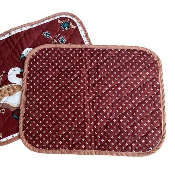 Cottagecore Quilted Goose 2-CT Place Setting - Picture 3 of 3